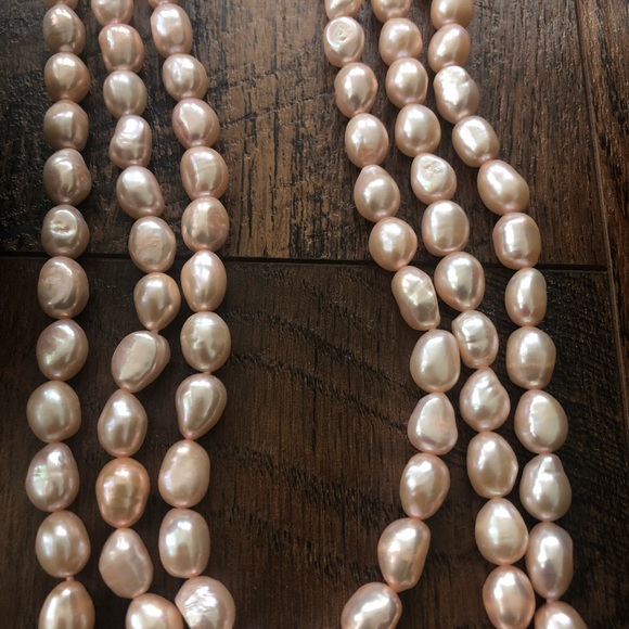Pink Imperial Pearls necklace by josh Bazar - Picture 2 of 5